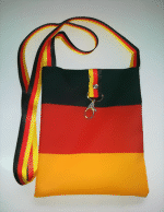 Zeige Details für Deutschland Fanbrusttasche Bild von Deutschland Fanbrusttasche